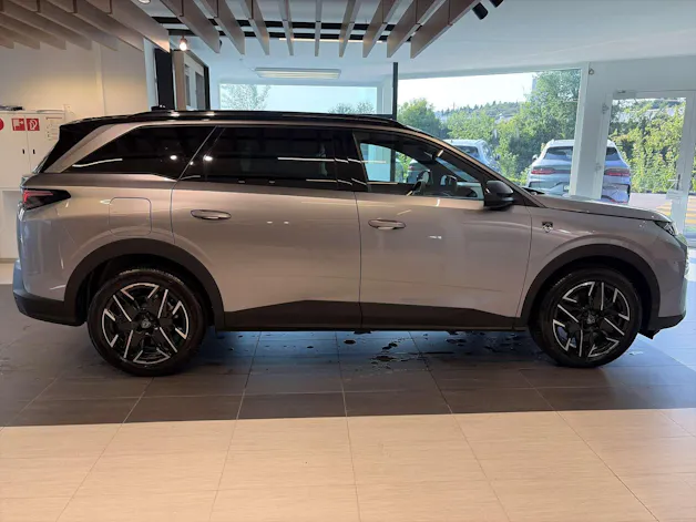 PEUGEOT 5008 145 Hybrid GT 7-Plätzer e-DCS-Automat