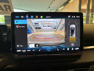 VW T-Roc 1.5 eTSi mHEV R-Line DSG-Automat