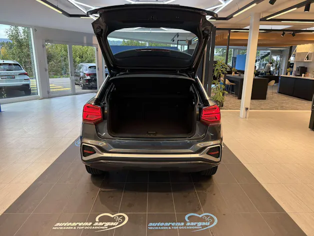 AUDI Q2 35 TFSi S-Line S-Tronic Automat