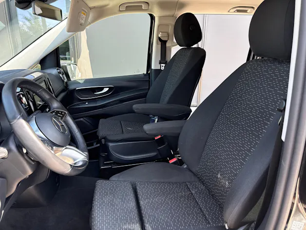 MERCEDES-BENZ Vito 116 CDI Select Tourer 4Matic 9G-Tronic