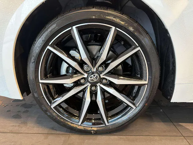 Toyota Corolla Touring Sports 2.0 HSD GR Sport e-CVT Automat