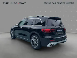 MERCEDES-BENZ GLB 35 4M - AMG / DISTRONIC / 360 Grad Kamera / Leder / 7 Sitze