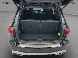 MERCEDES-BENZ GLB 35 4M - AMG / DISTRONIC / 360 Grad Kamera / Leder / 7 Sitze