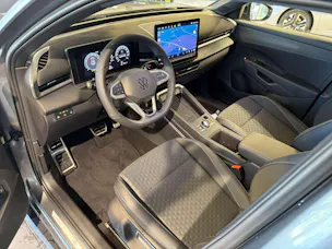 VW T-Roc 1.5 eTSi mHEV R-Line DSG-Automat