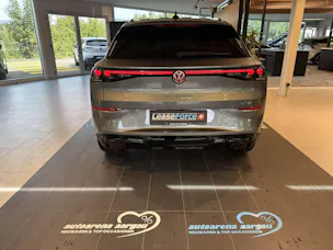VW T-Roc 1.5 eTSi mHEV R-Line DSG-Automat