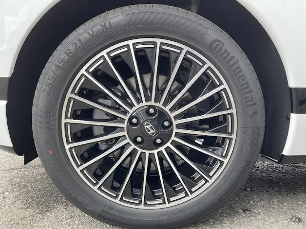 HYUNDAI Ioniq 9 110kWh Vertex Caligraphy 4WD