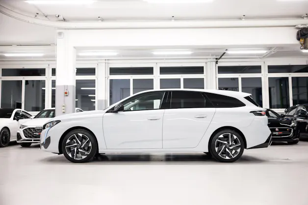 PEUGEOT 308 SW 1.5 BlueHDI Allure EAT8