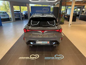 CUPRA LEON ST 1.5 eTSi DSG-Automat