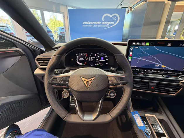 CUPRA LEON ST 1.5 eTSi DSG-Automat