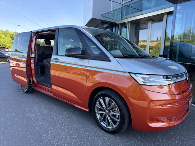 VW Multivan 1.4 eHybrid Life DSG Leder ,AHK 5 Jahre Garantie