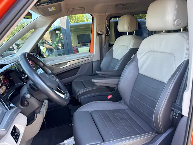VW Multivan 1.4 eHybrid Life DSG Leder ,AHK 5 Jahre Garantie
