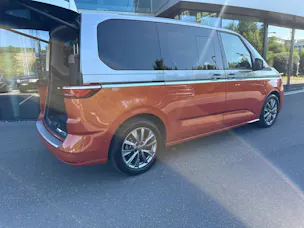 VW Multivan 1.4 eHybrid Life DSG Leder ,AHK 5 Jahre Garantie