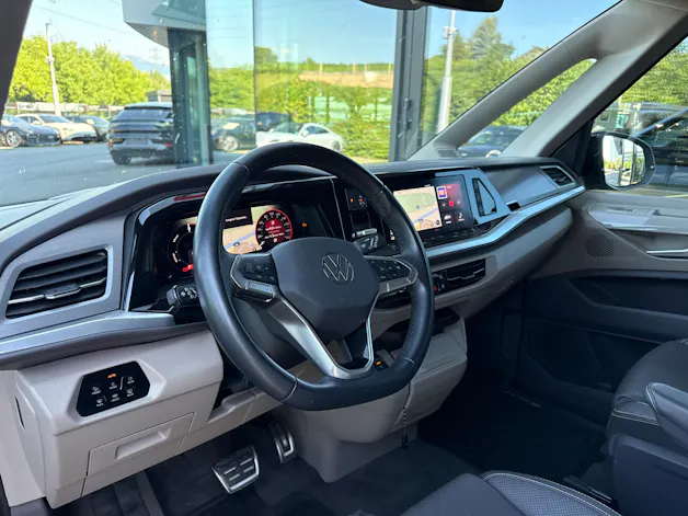 VW Multivan 1.4 eHybrid Life DSG Leder ,AHK 5 Jahre Garantie