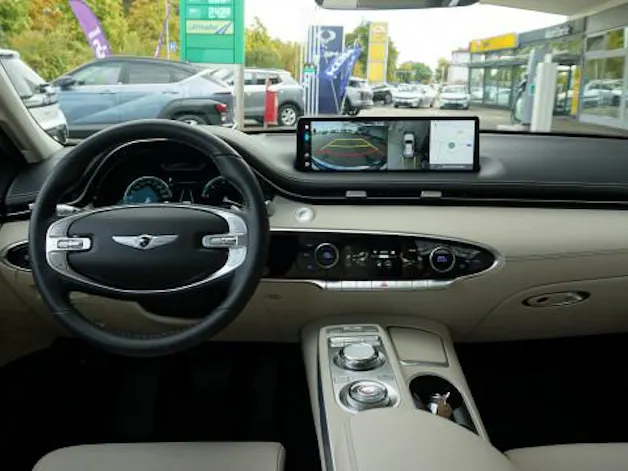 Genesis GV70 2.2 CRDI Luxury AT8