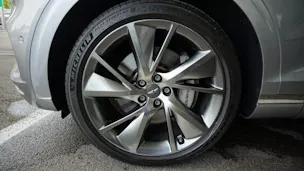 Genesis GV70 2.2 CRDI Luxury AT8