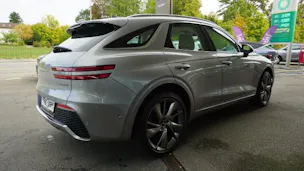 Genesis GV70 2.2 CRDI Luxury AT8