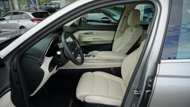Genesis GV70 2.2 CRDI Luxury AT8