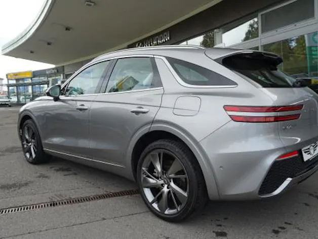 Genesis GV70 2.2 CRDI Luxury AT8
