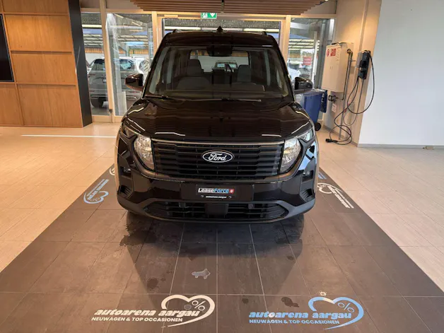 FORD Tourneo Courier 1.0 EcoBoost Titanium Automat