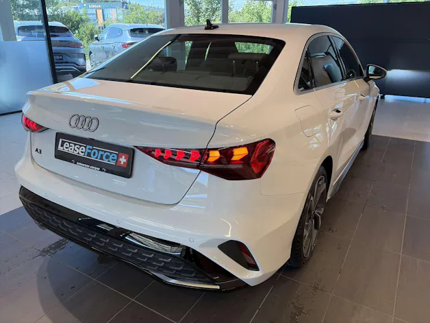AUDI A3 Limousine 35 TFSi S-Line S-Tronic Automat