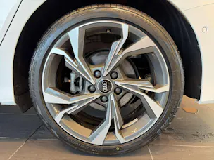 AUDI A3 Limousine 35 TFSi S-Line S-Tronic Automat