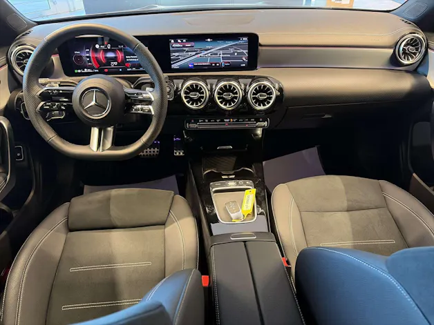 MERCEDES-BENZ CLA Shooting Brake 200 AMG Line Advanced Plus DCT-Automat