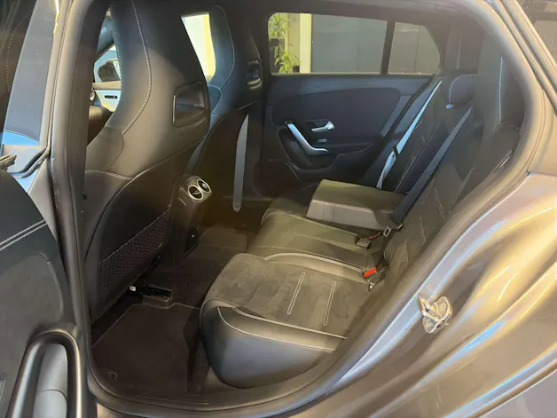 MERCEDES-BENZ CLA Shooting Brake 200 AMG Line Advanced Plus DCT-Automat