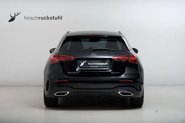 MERCEDES-BENZ A 250 AMG Line 4matic W177