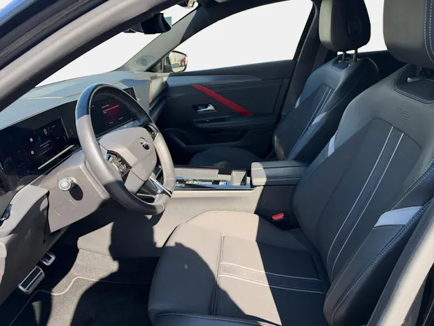 OPEL Astra 1.6T/180 Swiss Plus Hybrid
