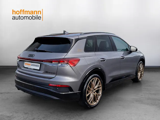 AUDI Q4 e-tron 40