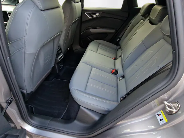 AUDI Q4 e-tron 40