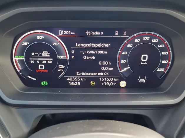 AUDI Q4 e-tron 40