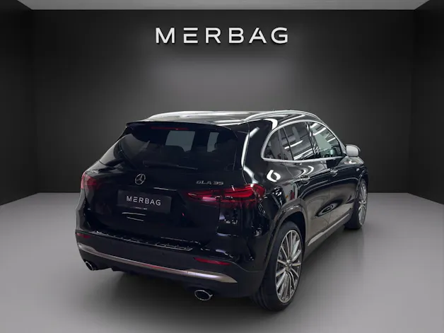 MERCEDES-BENZ GLA AMG 35 4Matic 8G-DCT