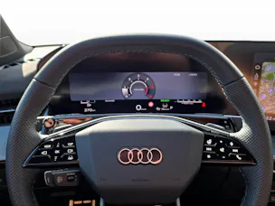 AUDI Q3 SUV TDI quattro 142 kW S tronic