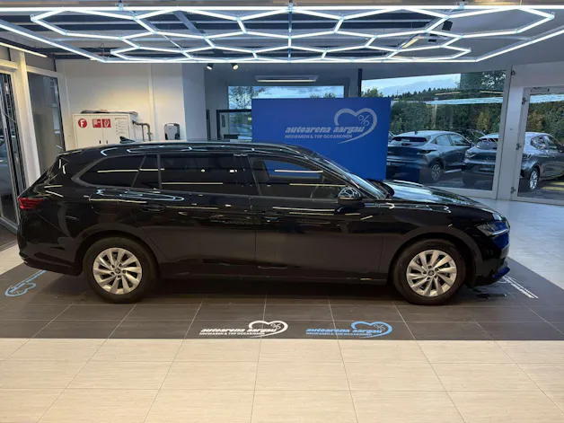 SKODA Superb Combi 1.5 eTSI mHEV Essence DSG-Automat