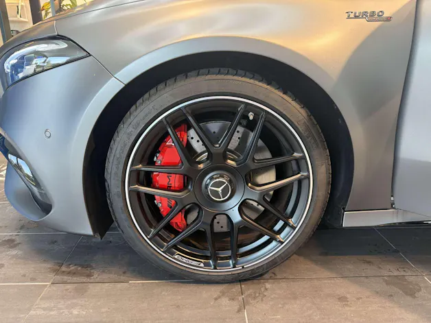 MERCEDES-BENZ A45 S AMG 4Matic+ 421PS DCT-Automat