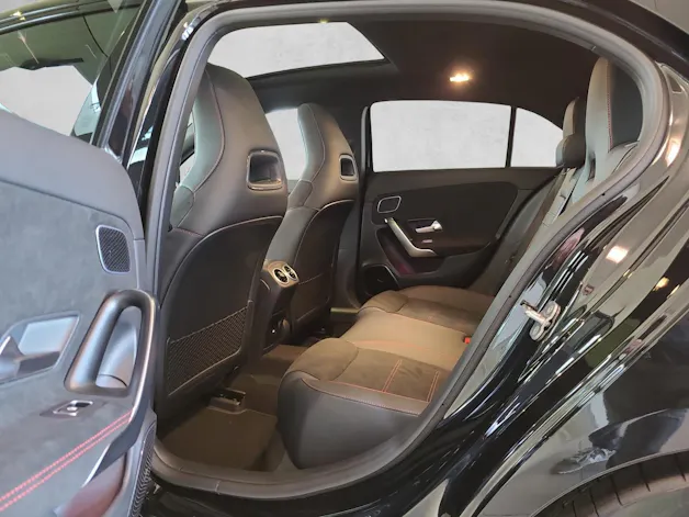 MERCEDES-BENZ A 35 4M AMG