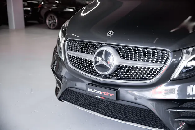 MERCEDES-BENZ V 300 d lang AMG Line Avantgarde 4Matic 9G-Tronic