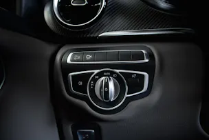 MERCEDES-BENZ V 300 d lang AMG Line Avantgarde 4Matic 9G-Tronic