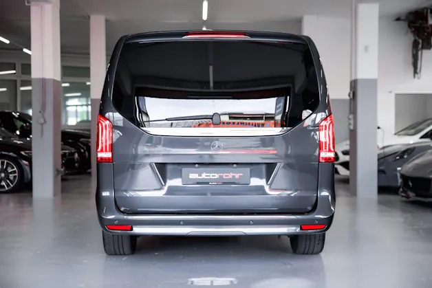 MERCEDES-BENZ V 300 d lang AMG Line Avantgarde 4Matic 9G-Tronic