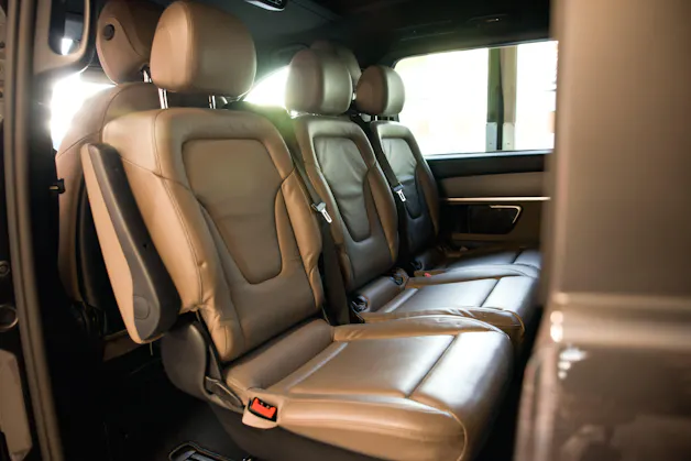 MERCEDES-BENZ V 300 d lang AMG Line Avantgarde 4Matic 9G-Tronic