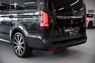 MERCEDES-BENZ V 300 d lang AMG Line Avantgarde 4Matic 9G-Tronic