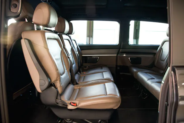 MERCEDES-BENZ V 300 d lang AMG Line Avantgarde 4Matic 9G-Tronic