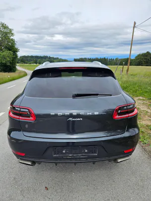 PORSCHE Macan PDK