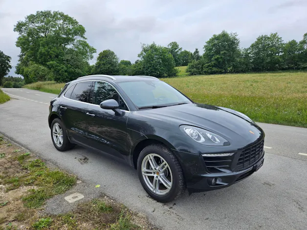 PORSCHE Macan PDK