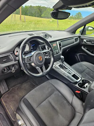 PORSCHE Macan PDK