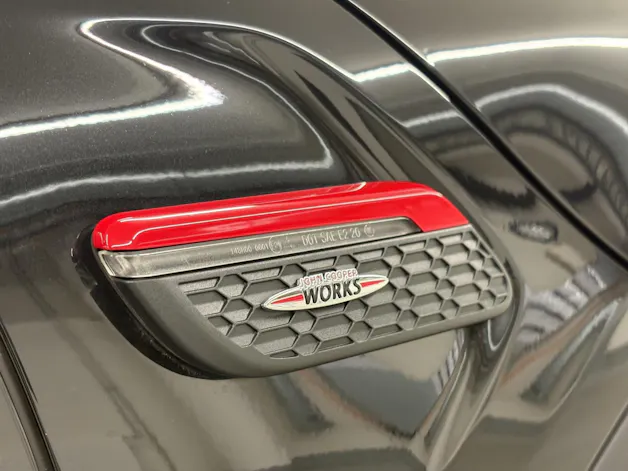 MINI John Cooper Works Cabrio