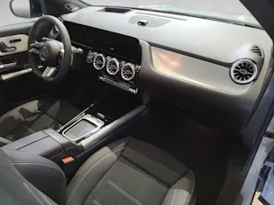 MERCEDES-BENZ GLA 250 4M AMG Swiss Star "Special Edition"
