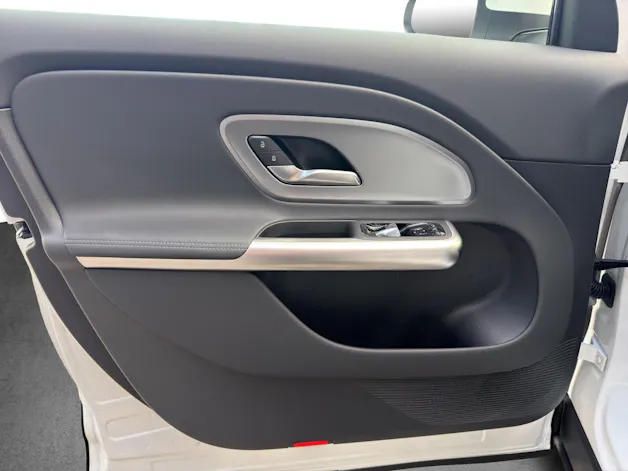 MERCEDES-BENZ GLB 220 4Matic 8G-Tronic