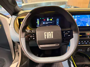 FIAT Grande Panda Elektro La Prima Automat